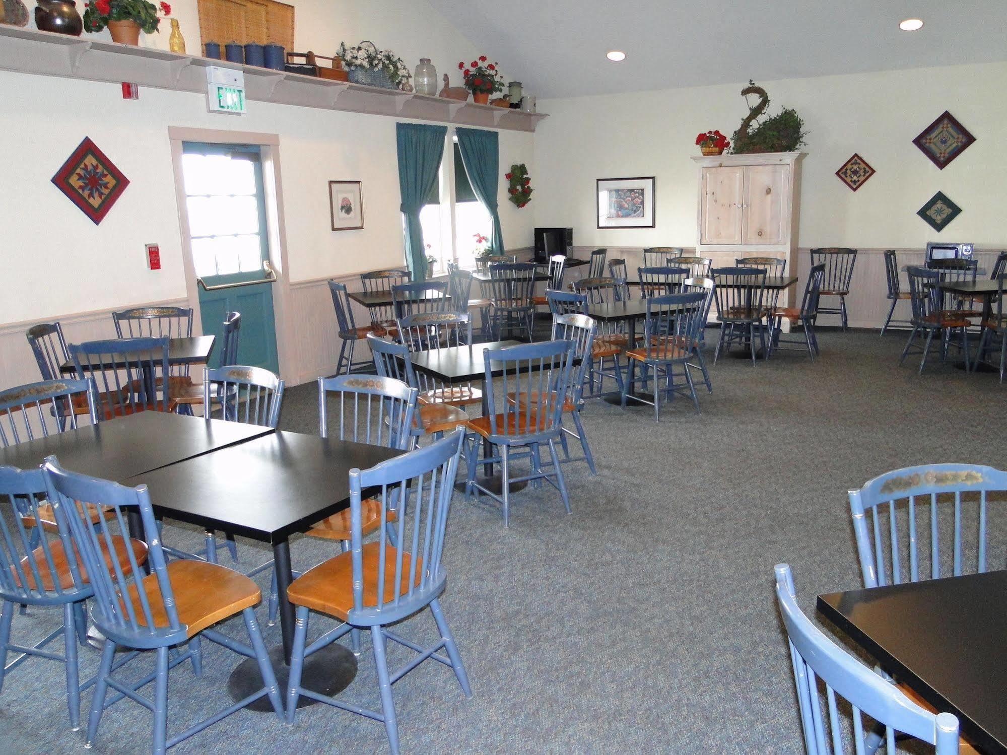 Amish Inn Nappanee Екстер'єр фото